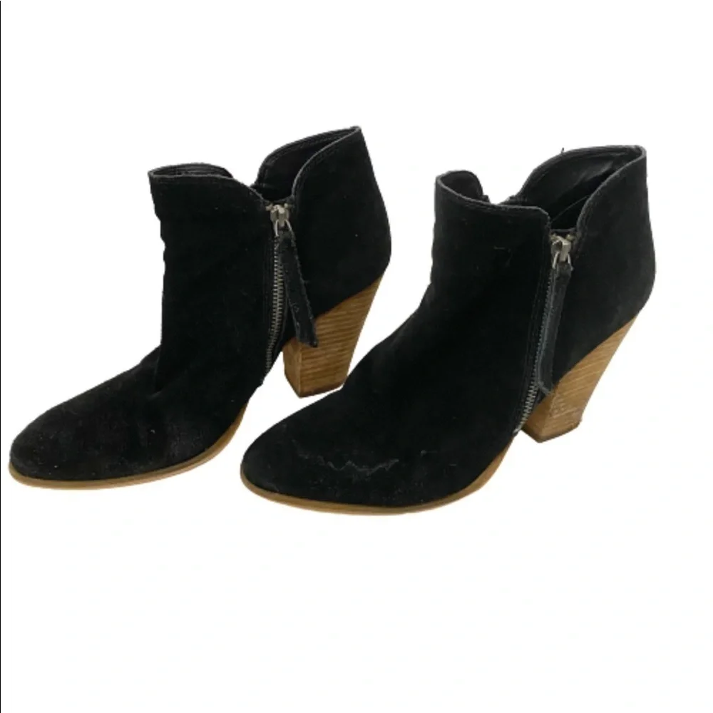 Dolce Vita Double Zipper Black Jaida Suede Booties